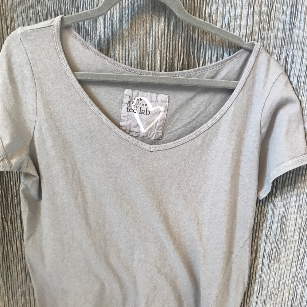 FRANK & EILEEN TEE LAB TEE